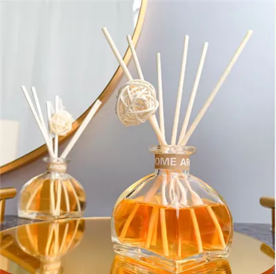 Подарочный набор для ароматерапии с натуральными эфирными маслами, ароматическая свеча, воздушный диффузор